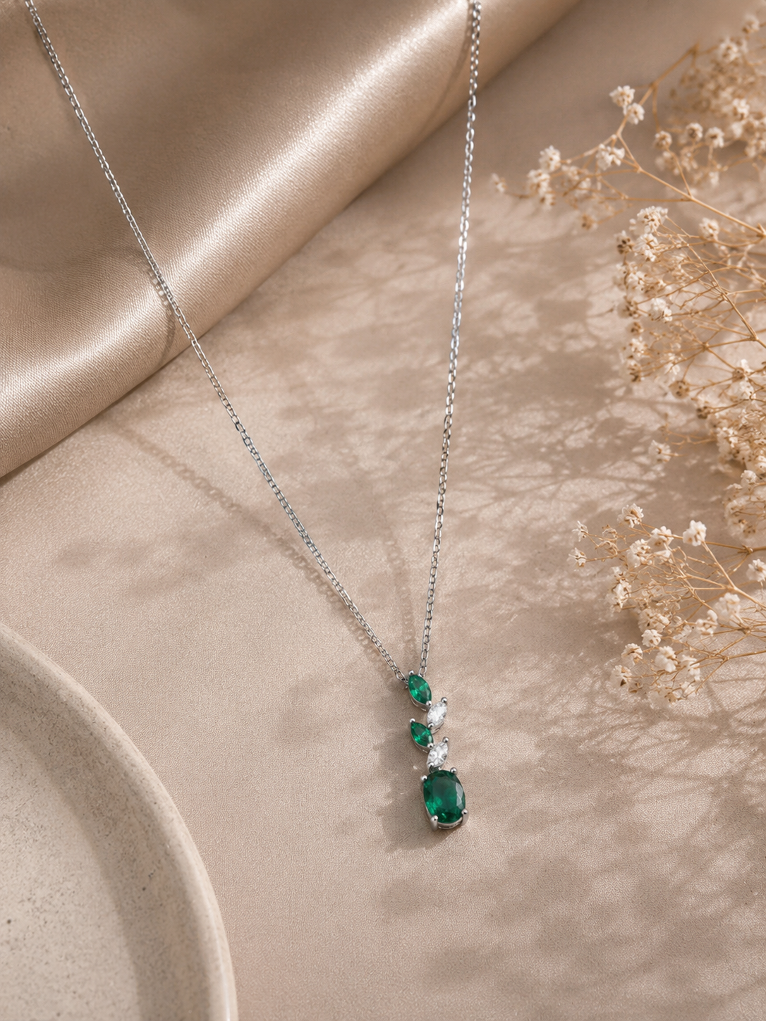 Emerald green cubic zirconia pendant necklace