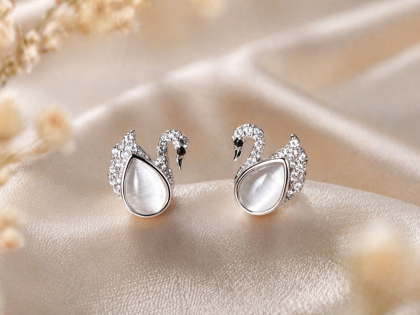 Luxury silver Swan stud earrings for women