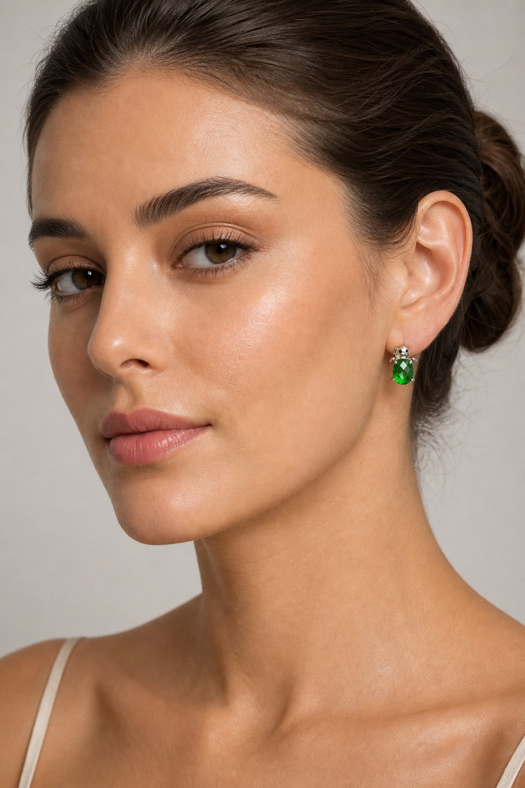 ￼ Green oval cut cubic zirconia sea turtle earring