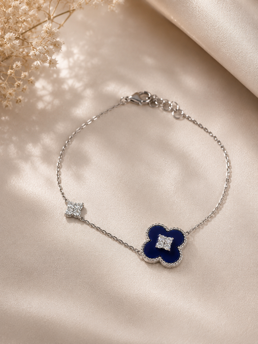 Tennis bracelet