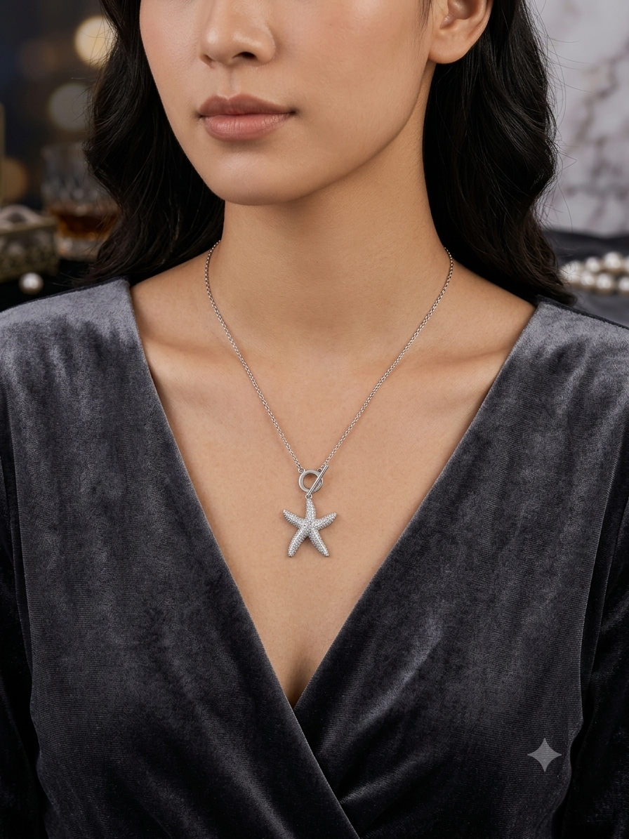 Silver starfish pendant necklace