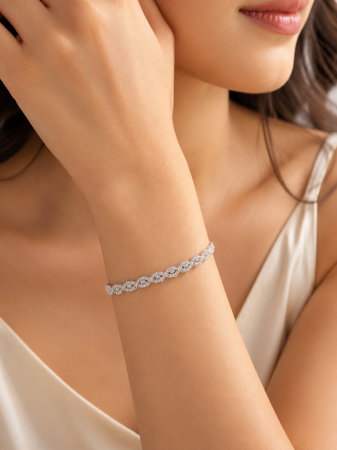 Tennis bracelet