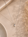 Pearl pendant necklace