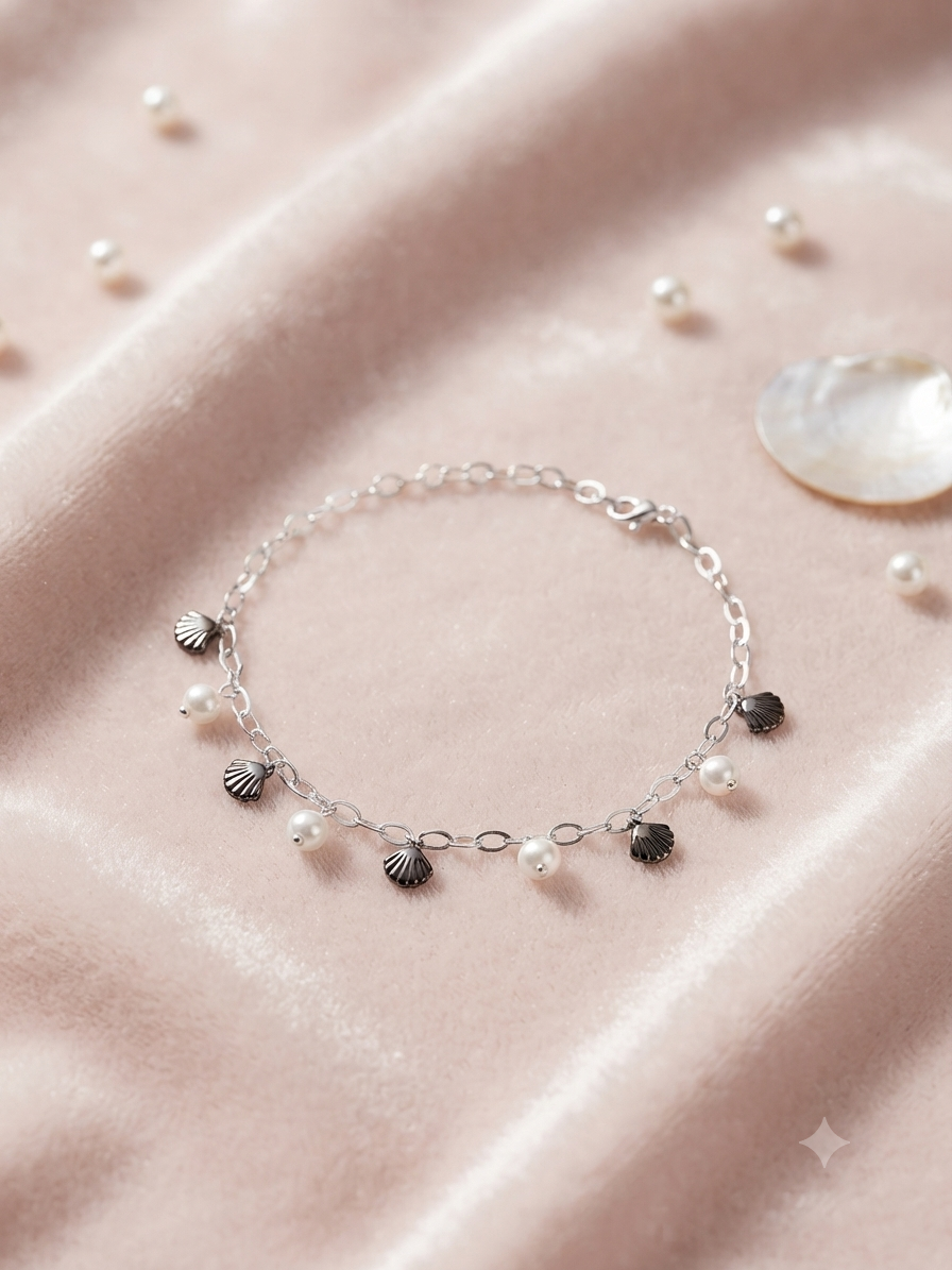 Silver pearl & Seashell Charm